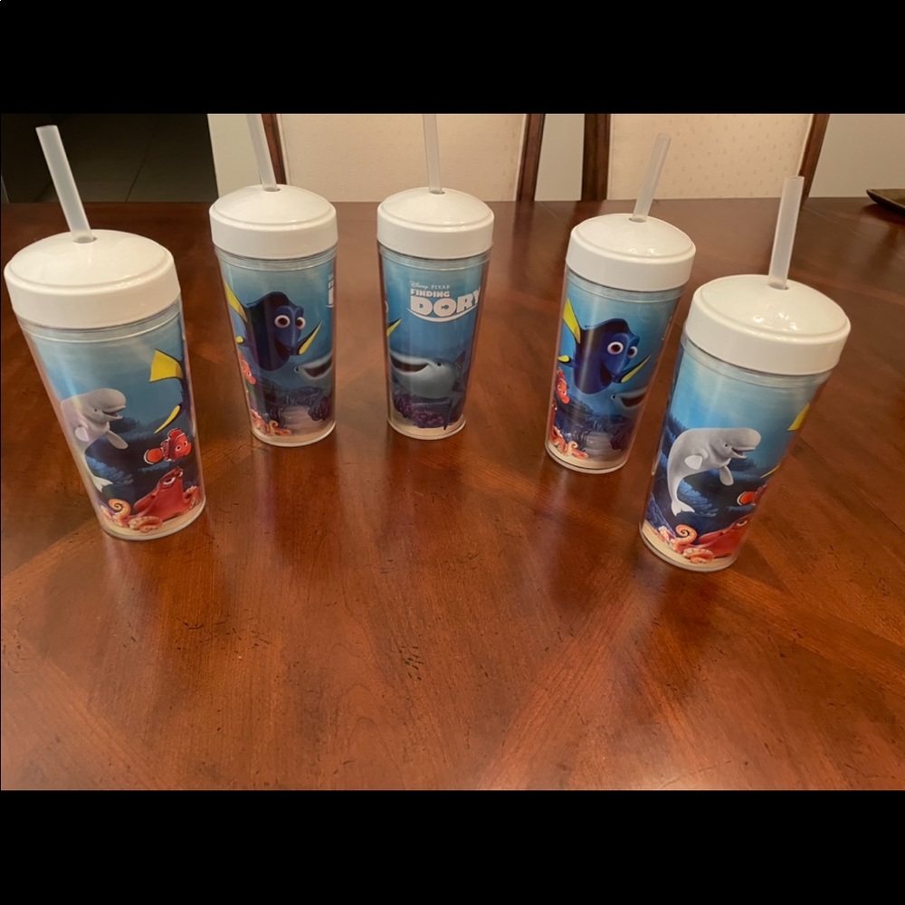 Disney Pixar finding Dory Cups!(5)